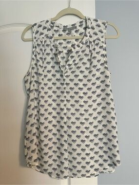 Daniel Rainn White Sleeveless Heart-Print Tank